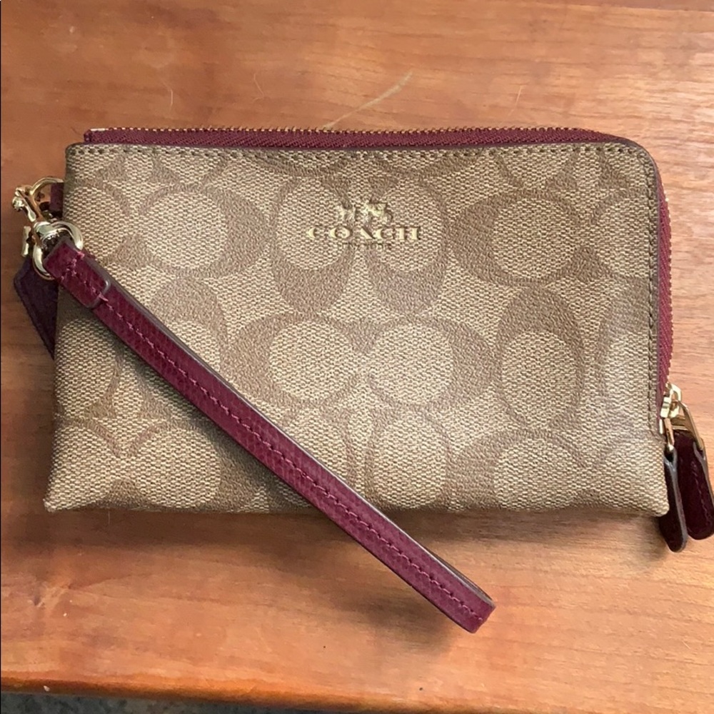 Double zipper Coach Wristlet